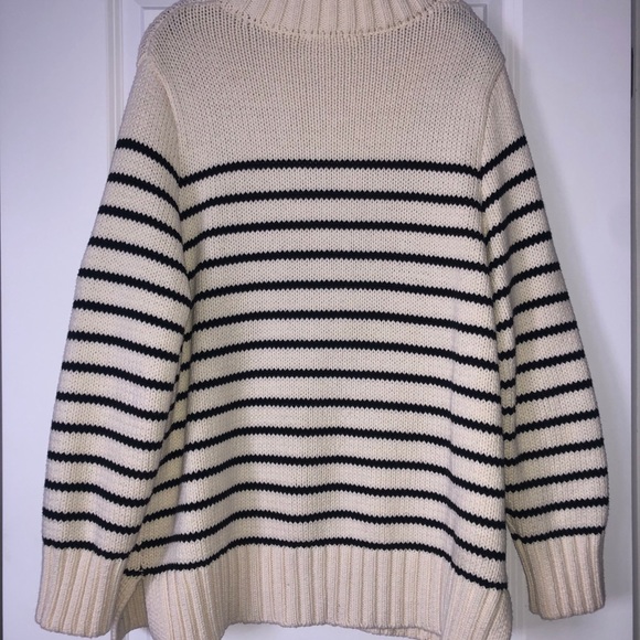 COPY - White and blue striped sweater - Picture 2 of 2